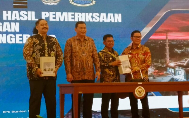 51901pemkot-tangerang-kembali-dianugerahi-penghargaan-opini-wajar-tanpa-pengecualian-18-kali-berturut-turut-519011