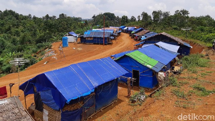 tempat-pegungsian-korban-banjir-bandang-longsor-di-lebak_169