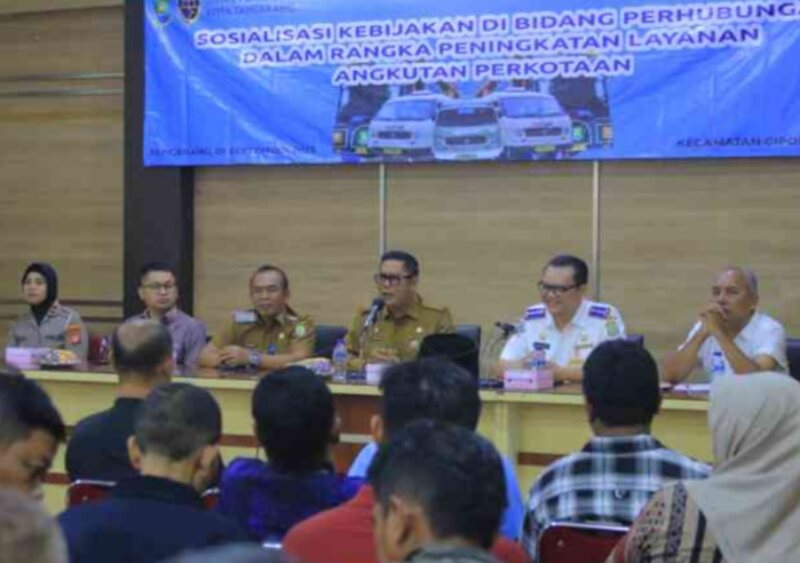 Angkot Si Benteng