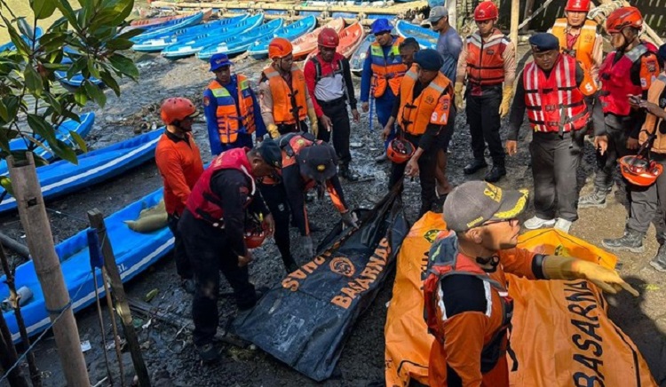 Jumlah korban jiwa akibat banjir di sejumlah wilayah Bali bertambah. Hingga Jumat (12/9/2025) siang, tercatat 18 orang meninggal dunia, sementara dua orang lainnya masih dalam pencarian. (Foto: Istimewa)
