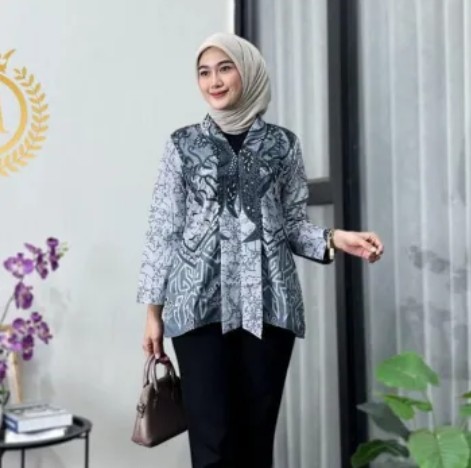 Hari Batik Nasional 2025