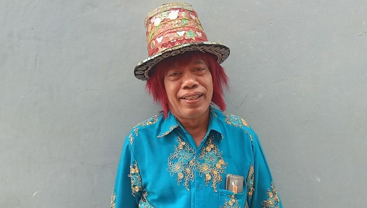 Pesulap Pak Tarno kehilangan uang Rp100 juta akibat penipuan saat hendak membeli mobil pada 2012. (Foto: Detik.om)