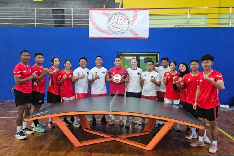 manajer timnas teqball Indonesia Dr Umar Aryo Seno Junior