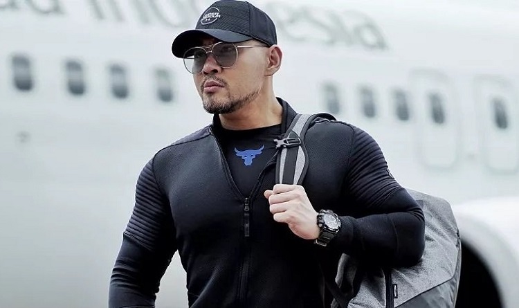 Deddy Corbuzier mempertimbangkan tak menikah lagi setelah dua kali bercerai. Ia mengaku lelah memulai hubungan baru di usia 49 tahun. (Foto: Instagram @mastercorbuzier)