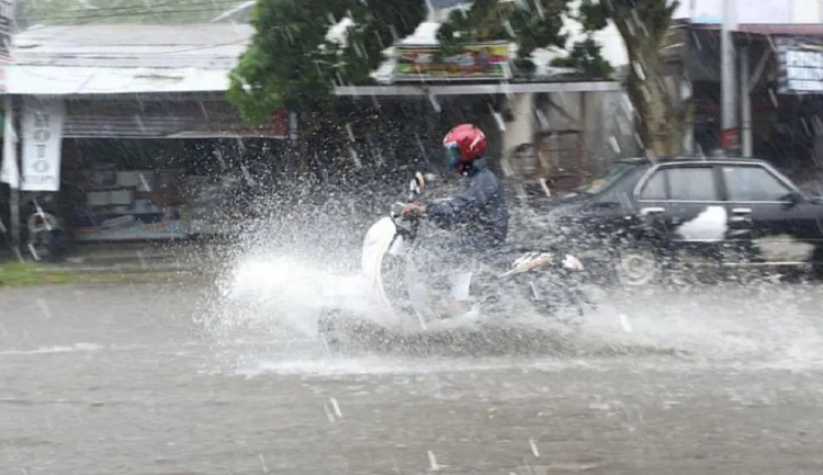 Motor terendam banjir sebaiknya tidak langsung dinyalakan. AHM menjelaskan risiko kerusakan mesin dan kelistrikan. (Foto: Ist/Ilustrasi)