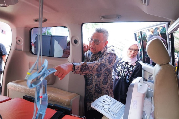 Pemkot Tangsel memperluas layanan kesehatan masyarakat dengan Ngider Sehat Premium, dilengkapi dokter, USG, dan EKG, tanpa biaya. (Foto: Kompas.com)
