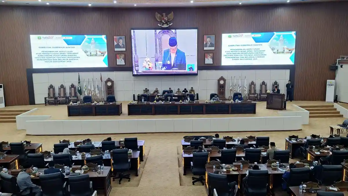APBD Banten 2026 disahkan dalam rapat paripurna dengan penekanan pada mandatory spending dan efisiensi anggaran. (Foto: Istimewa)