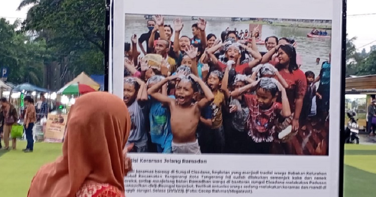 PFI Tangerang menggelar pameran foto Jejak Urban di Puspemkot Tangerang, menampilkan potret kehidupan urban Banten. (Foto: Istimewa)