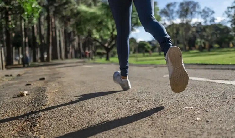 Temukan 12 tempat jogging terbaik di Serang dan Tangsel. Suasana sejuk, rindang, dan nyaman untuk olahraga pagi atau sore. (Foto: Pixabay/Ilustrasi)