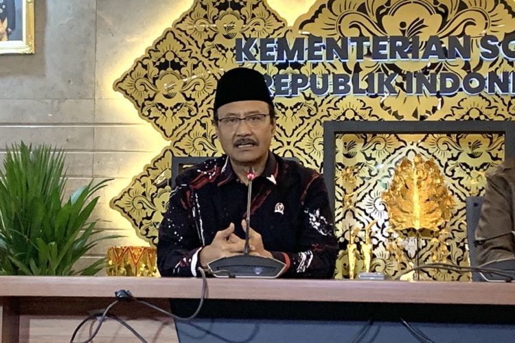 Mensos Saifullah Yusuf menegaskan para artis atau influencer harus mendapatkan izin jika menggalang donasi untuk korban bencana Sumatera. (Foto: Kompas.com)