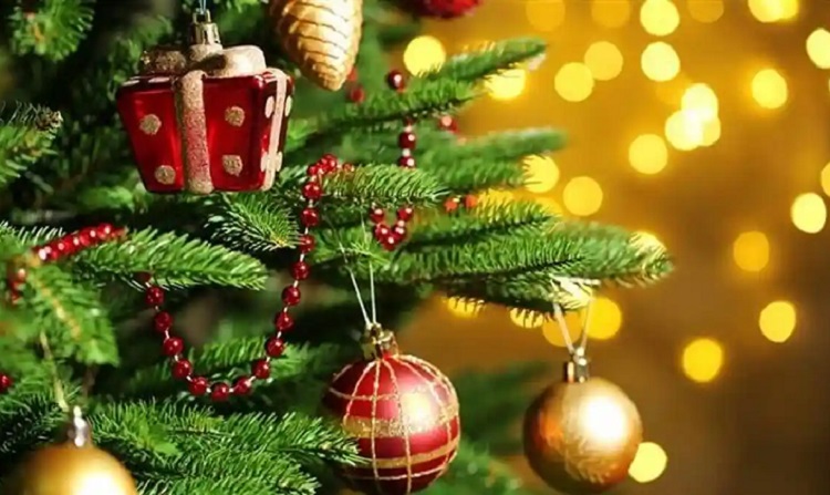 Simak jadwal long weekend Natal 2025 serta daftar libur nasional dan cuti bersama 2026 sesuai SKB Tiga Menteri. (Foto: SHUTTERSTOCK/Ilustrasi)