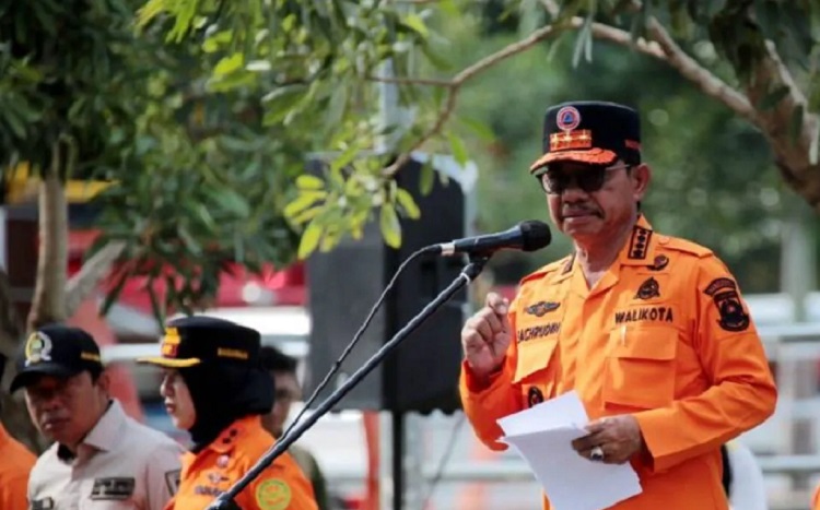 Wali Kota Tangerang, Sachrudin,  menetapkan status siaga darurat bencana hidrometeorologi merespon prediksi BMKG bakal terjadi hujan dengan intensitas tinggi. (Foto: ANTARA)