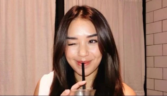 Selebgram Lula Lahfah ditemukan meninggal di apartemen Jakarta Selatan. Polisi masih menyelidiki penyebab kematiannya. (Foto: Instagram)