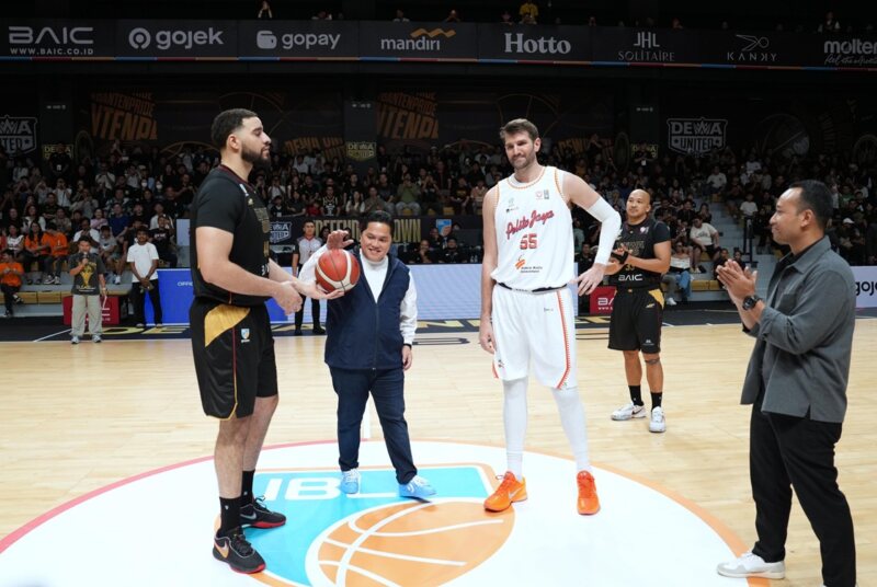 Menpora Erick Thohir membuka IBL 2026. Liga basket profesional ini dinilai berkontribusi besar terhadap industri olahraga dan ekonomi. (Foto: Dok Kemenpora)