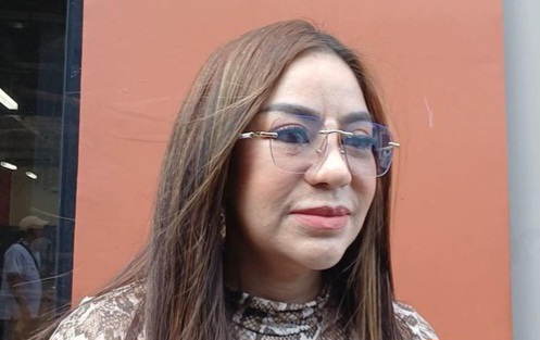 Artis Anisa Bahar melaporkan dugaan penipuan senilai Rp300 juta ke Polres Tangerang Selatan. Kasus masih diselidiki polisi. (Foto: Detik.com)