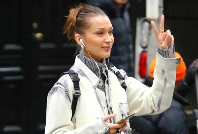 Gen Z kembali gunakan earphone kabel