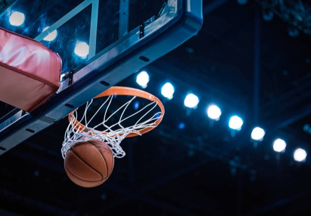 Perbasi Kota Tangerang mulai menerapkan psikotes atlet basket menuju Porprov Banten 2026 untuk mengukur kesiapan mental pemain. (Foto: iStockphoto/Ilustrasi)